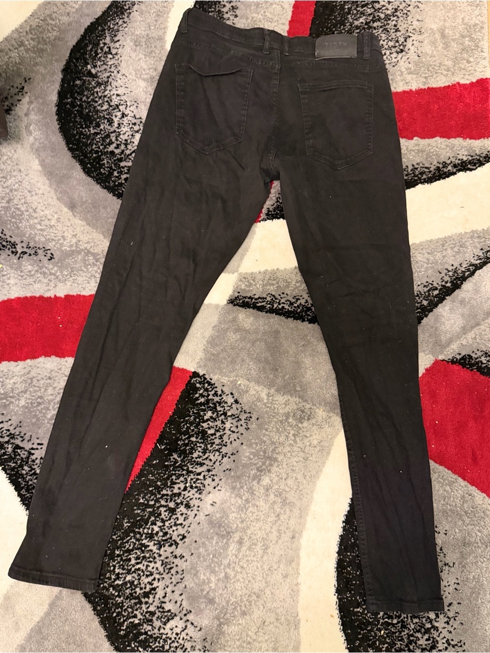 & Other Stories Black Skinny Jeans with Colorful Embroidered Patches - Picture 4 of 5